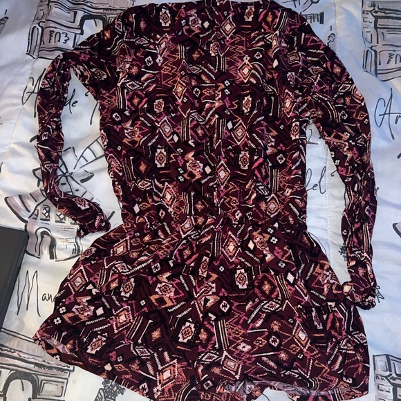 Patterned Romper - Picture 2 of 3